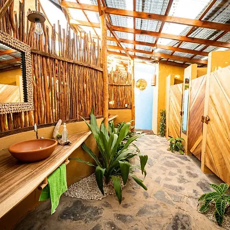 Casa La Aventura Guasacate - Popoyo Apartment Exterior photo